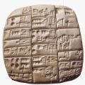 Sumer, tablette d'argile avec ecriture cuneiforme.gif